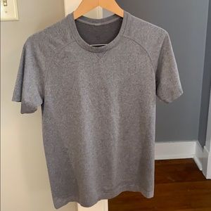 Metal vent tech t shirt